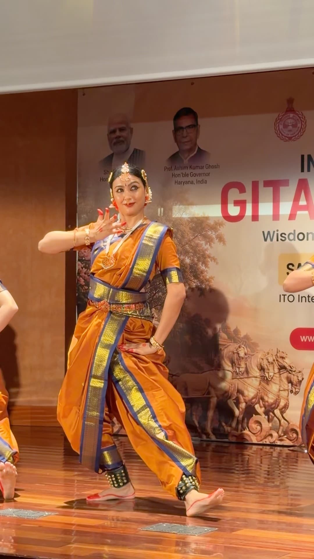 Tokyo University — The Yug Chakra — a full act directed and choreographed by Sanya, Bharatanatyam performance by Sanya Ohri